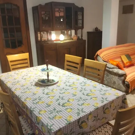 La Roccia Apartamento Mezzanego