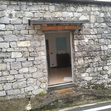 La Roccia Apartamento *